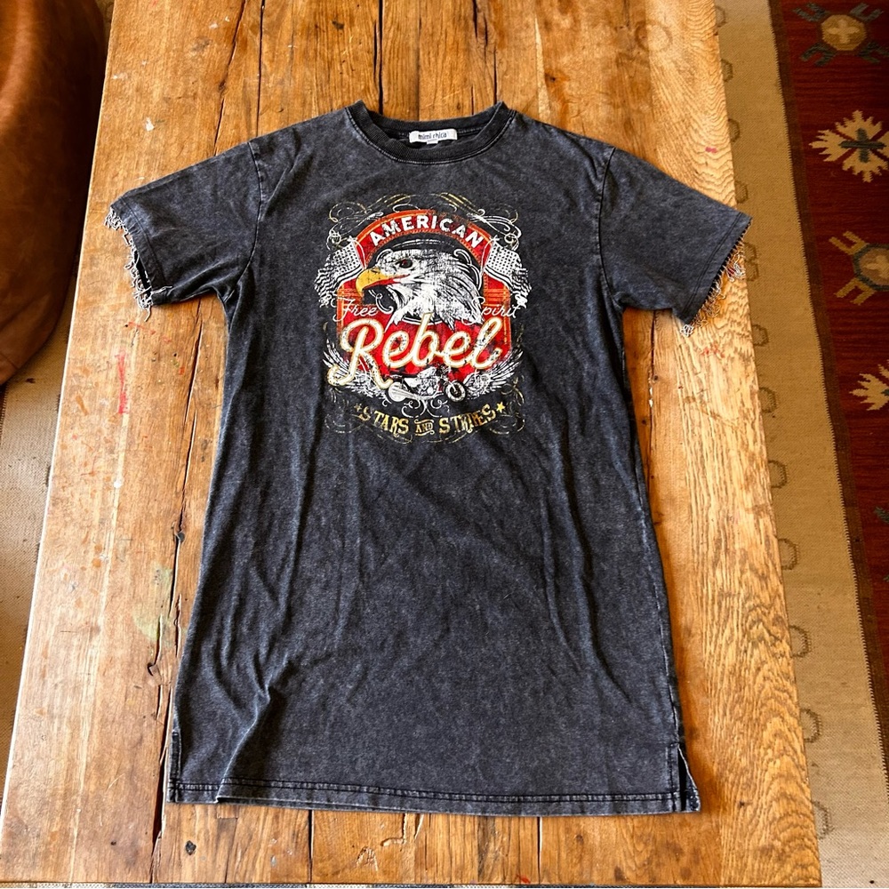 Mimi chica western metal fringe Graphic T-Shirt - Black - American rebel